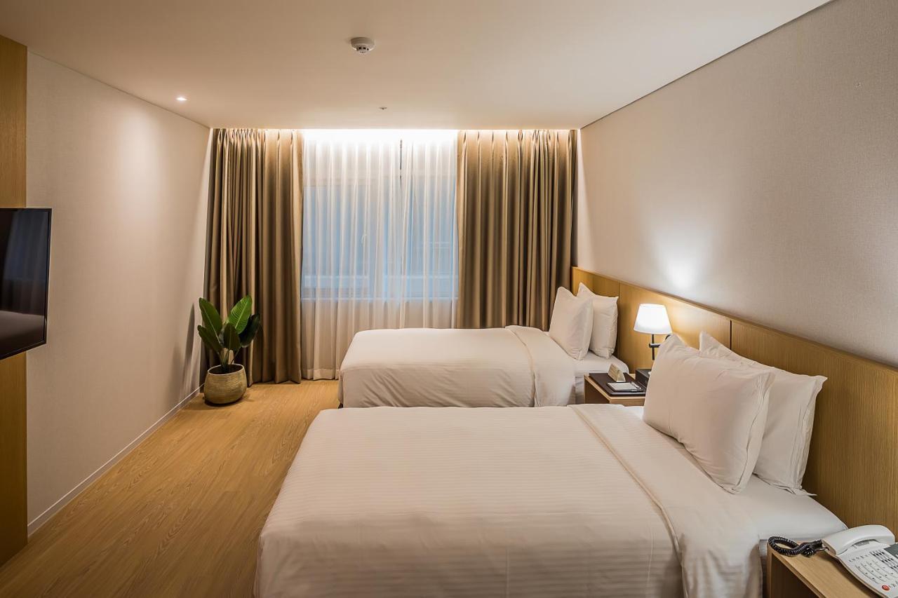 Aank Hotel Incheon Guwol Екстериор снимка